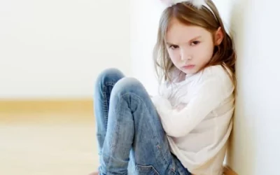 Proč mám vzteklé dítě? Důstojnost malého vzteklouna | Eva Kiedroňová