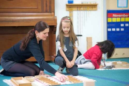 Jak poznat dobrou Montessori školku? | Montessori kurz