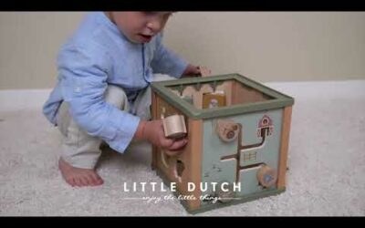 Little Dutch Kostka s aktivitami dřevěná Farma