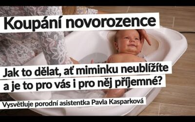 Jak správně koupat a držet miminko? | Vysvětluje porodní asistentka| #koupanimiminka